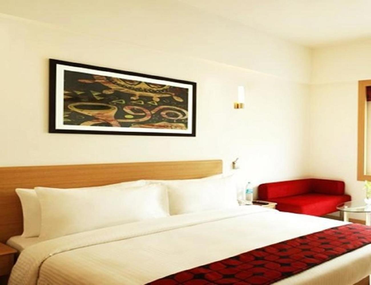 Hotel Tu Casa International Near Delhi Airport ニューデリー エクステリア 写真
