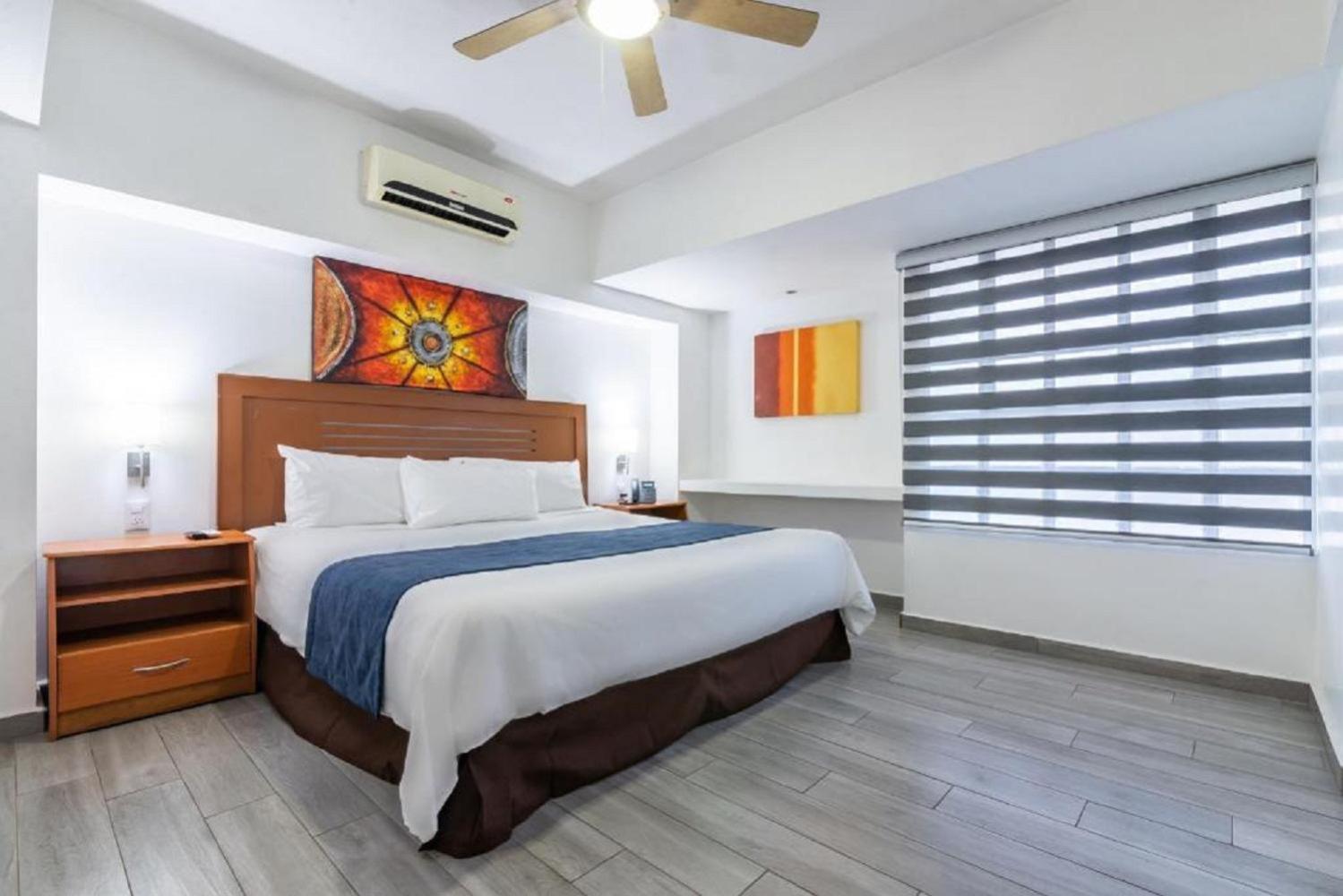 Hotel Tu Casa International Near Delhi Airport ニューデリー エクステリア 写真